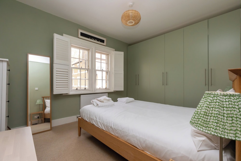 Beautiful & Cosy 2BD House - Southwark