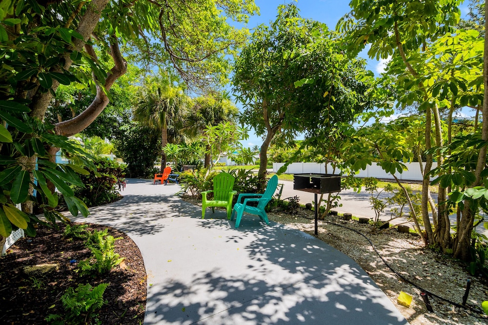 Coco Sands Villas
