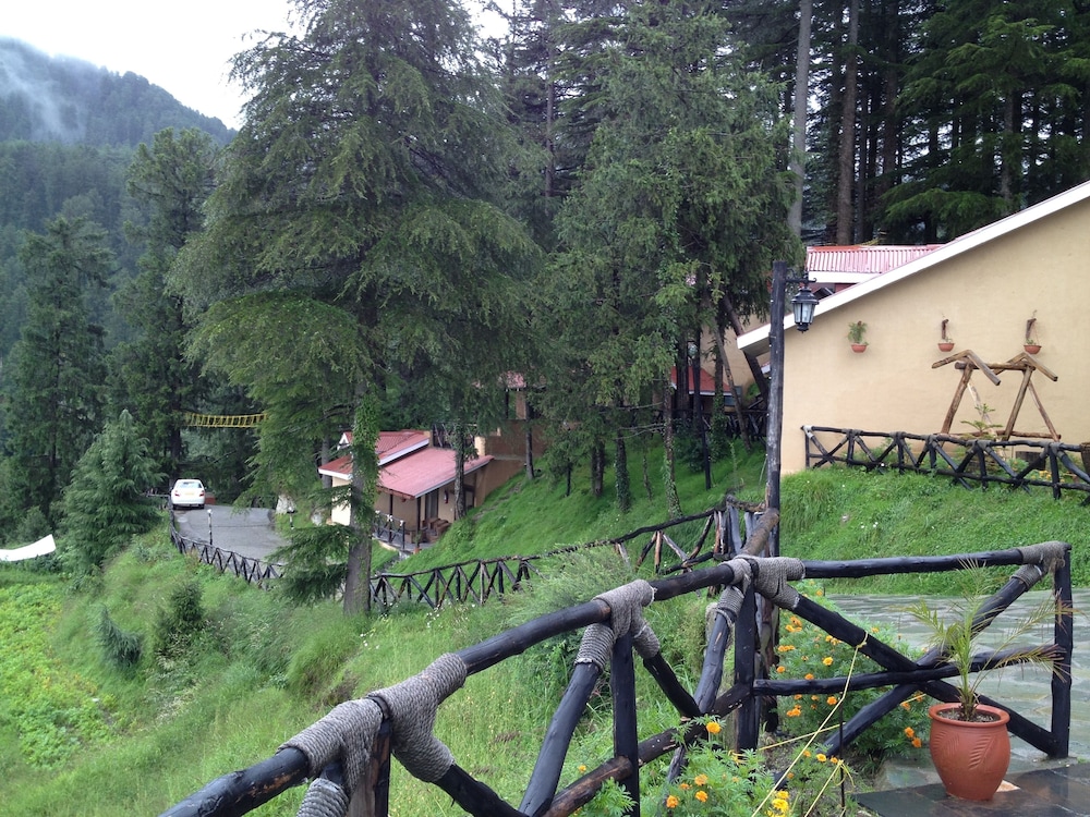Aamod Dalhousie