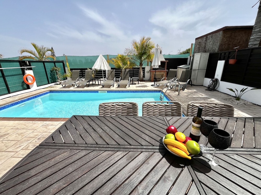 65 PRO - Stay Aphrodites Dream Villa