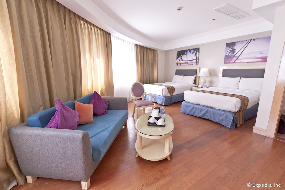 Cebu Vacations - Crown Regency Hotel and Towers - Property Image 8
