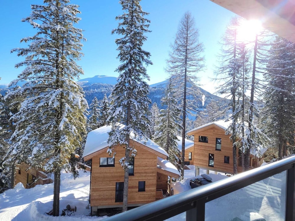 Amazing Chalet With Mountain Views