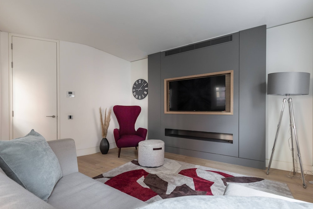 Hanway Street by Onefinestay