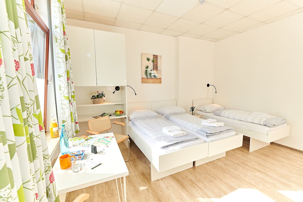 Aparthotel B & L