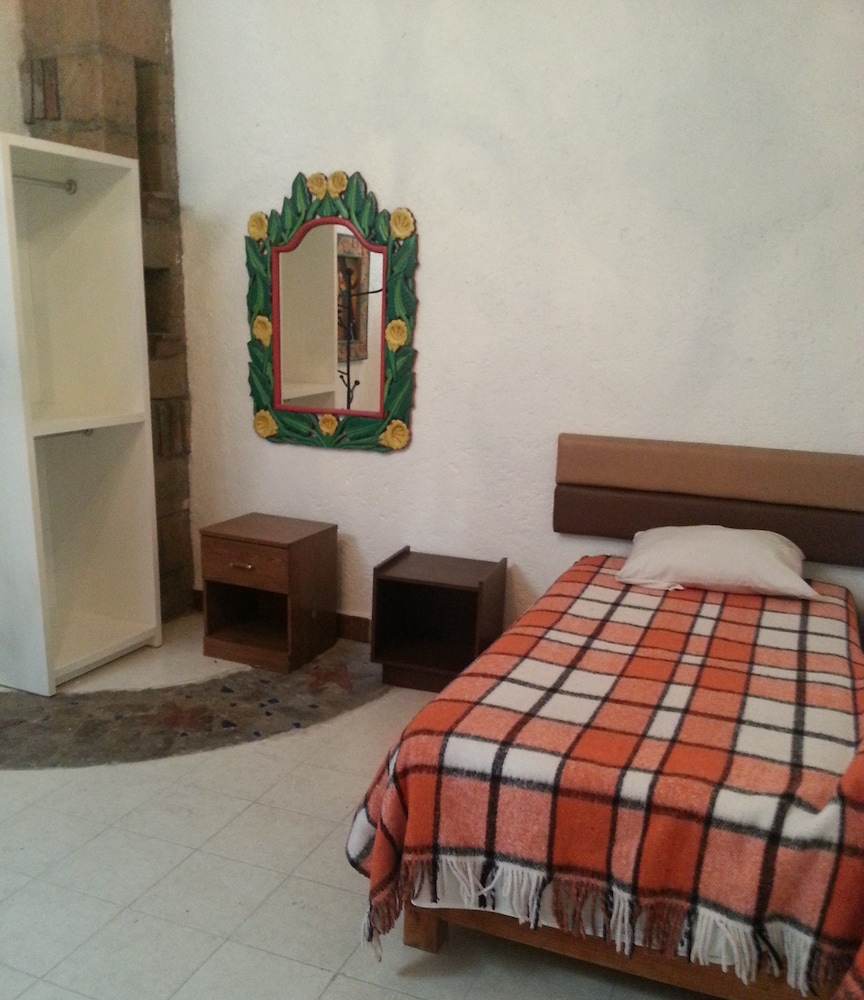 Suites Bosques Medica Sur photo 4