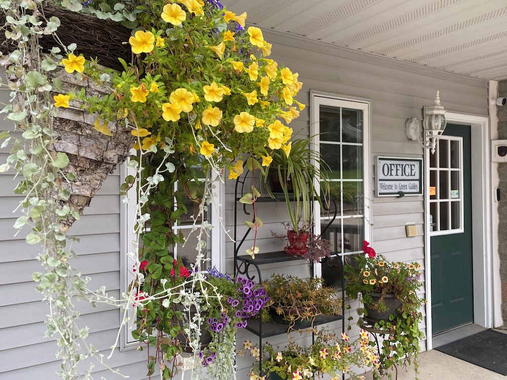 Green Gables Inn