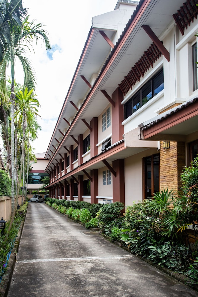 Hotel Ariya Inn Chiang Rai - Image 1