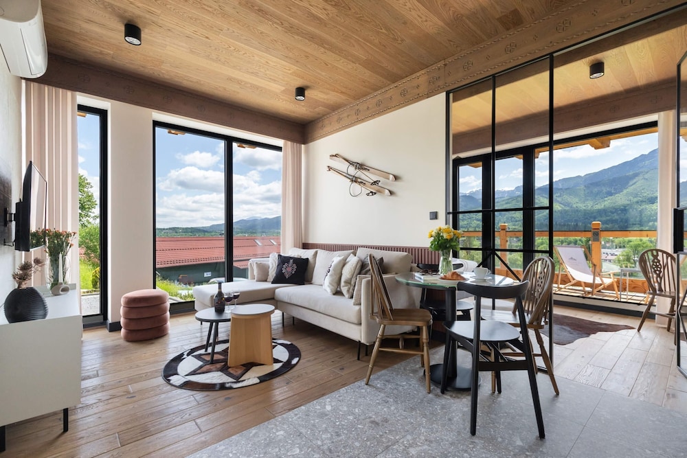 IJG Imperial Apartamenty Szymaszkowa