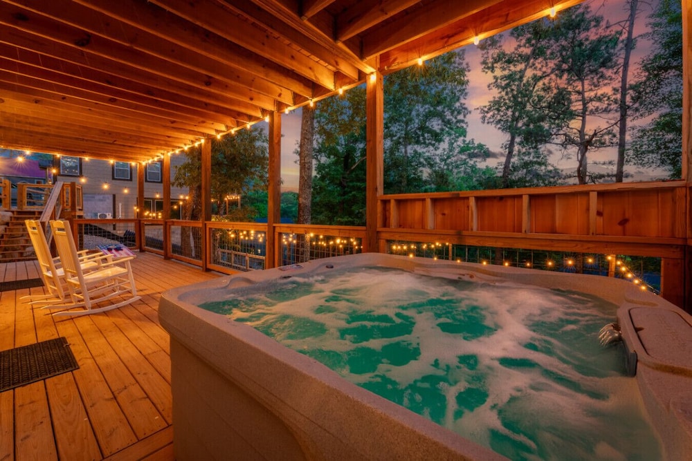 Summit Luxe Resort