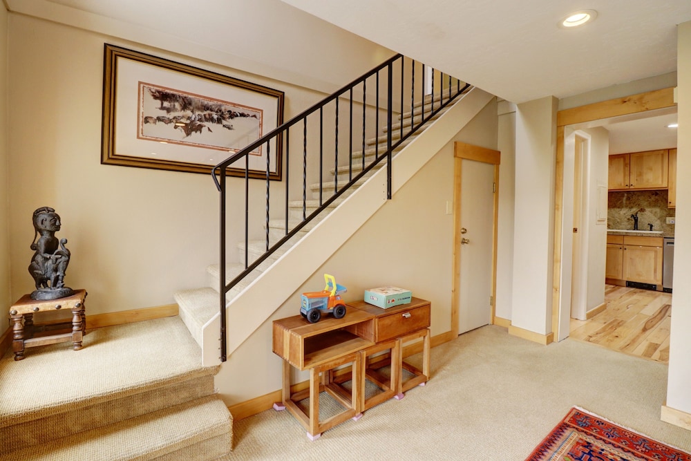 1250 Willow Grove 3 Bedroom Townhouse