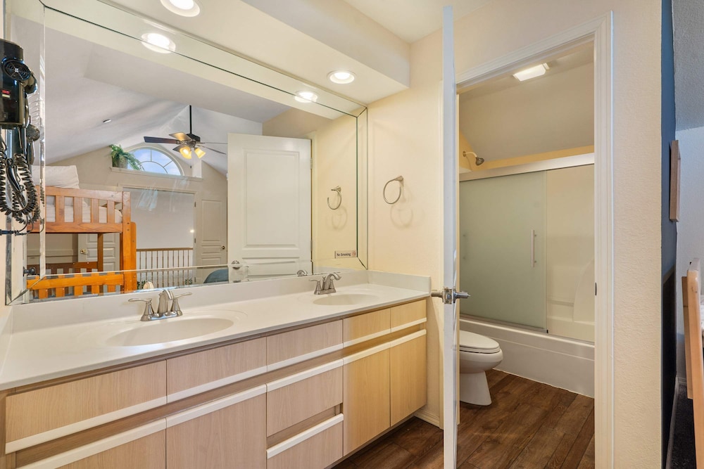 Meadow Brook Resort Getaway