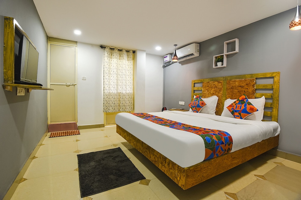 Fabhotel Edem Garden