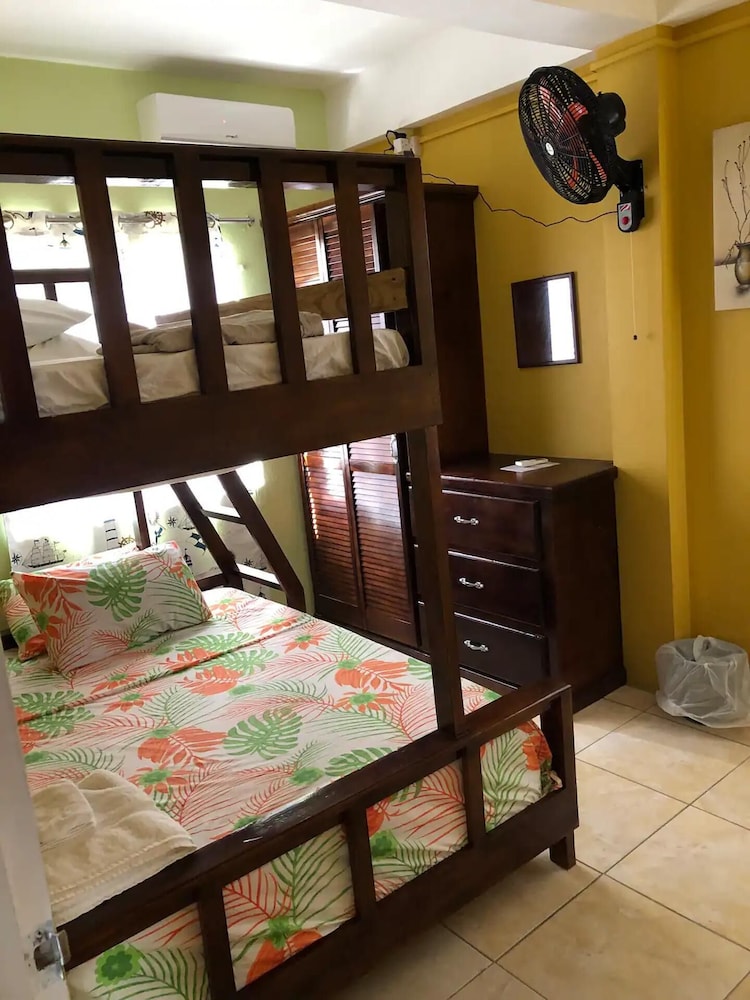 Family Friendly 2-bedroom Apartment in Vieux Fort view 4