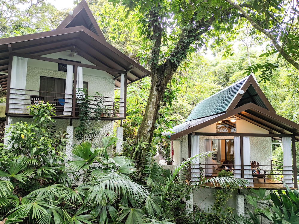 Hotel ECOTICA Boutique Hotel - Image 1