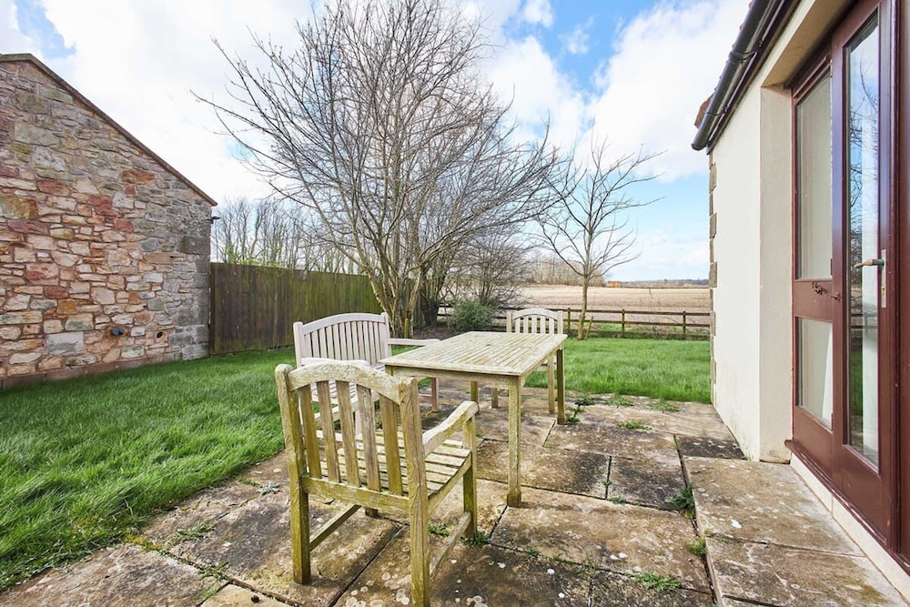Host Stay The Coach House