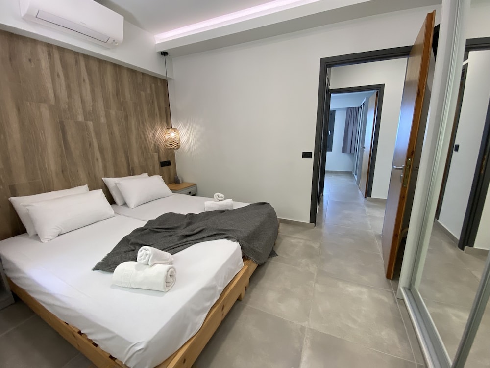 Ostria Apartments photo 5