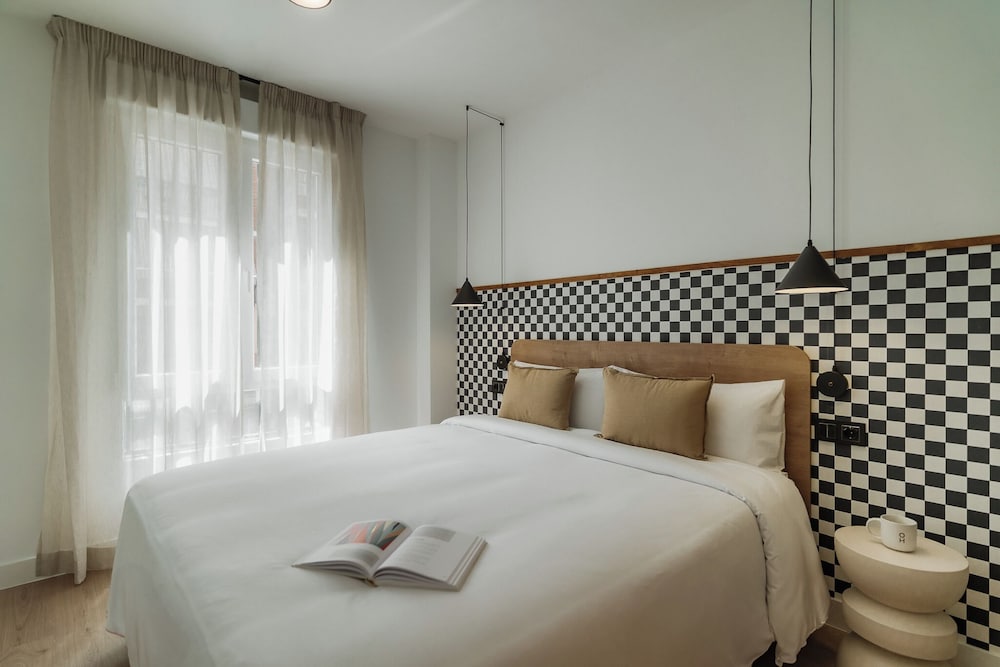 Via Monte Apartments