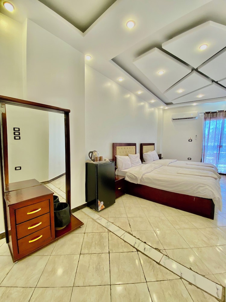Enjoy Giza Pyramids Hotel
