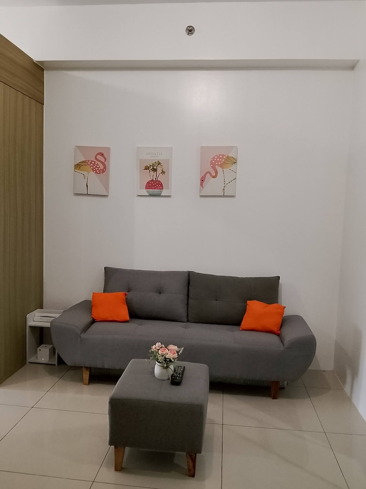 Joyvista Manor With Sunrise Balcony Free Wi-fi