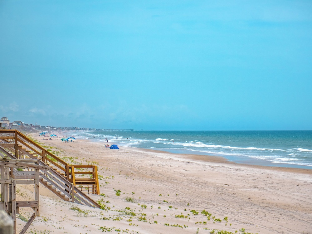 Eagles' Landing by Topsail Realty