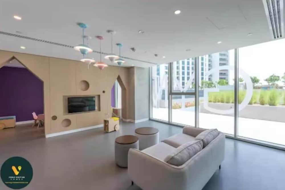 Luxury Stay by Dubai Mall & Burj