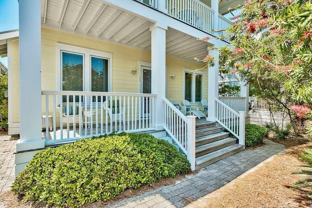 Capital Gains 5 Bedroom Holiday Home by Five Star Properties