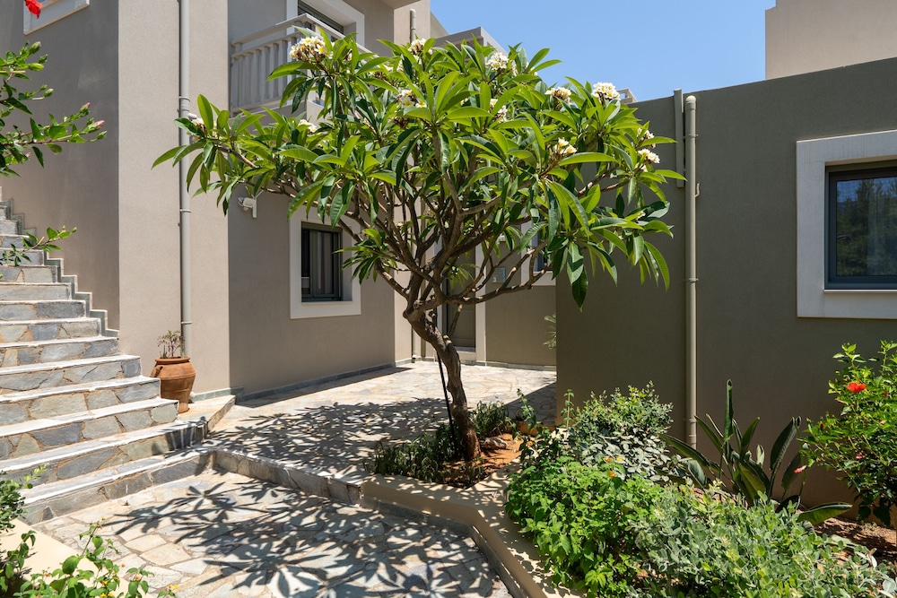Blue View Villas
