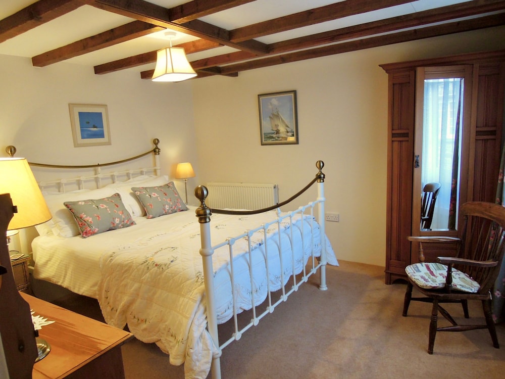 The Cider Barn With 2 Bedrooms and 1 Bathrooms