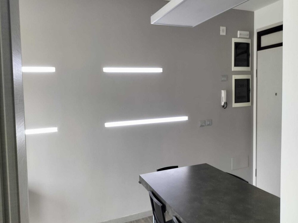 Nice Apartment With Balcony For 6 People - by Beahost Rentals view 2