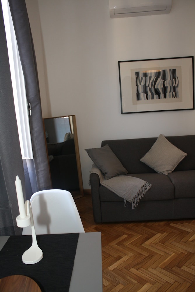 Home2Rome - Trastevere Reale