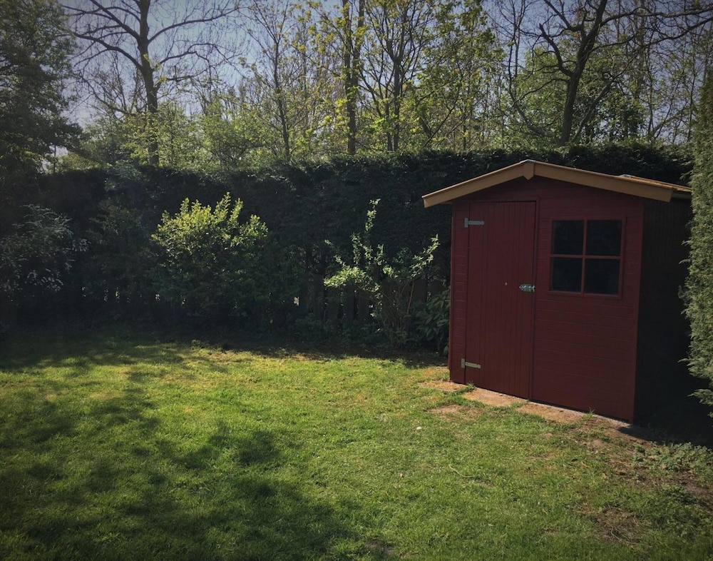 Bungalow for 4 People in Wildrijk