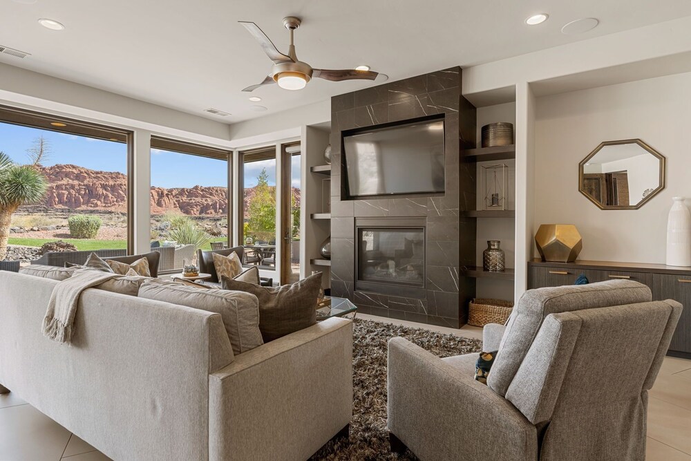 La Vista Encanto #14 4 Bedroom Home