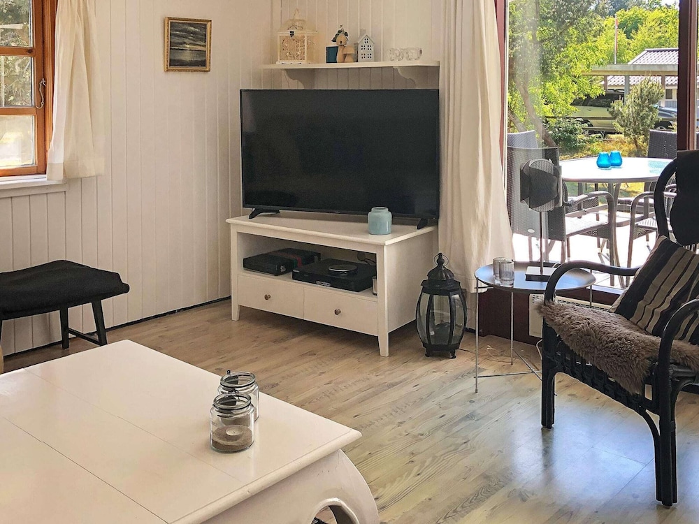 6 Person Holiday Home in Rodby-by Traum view 4