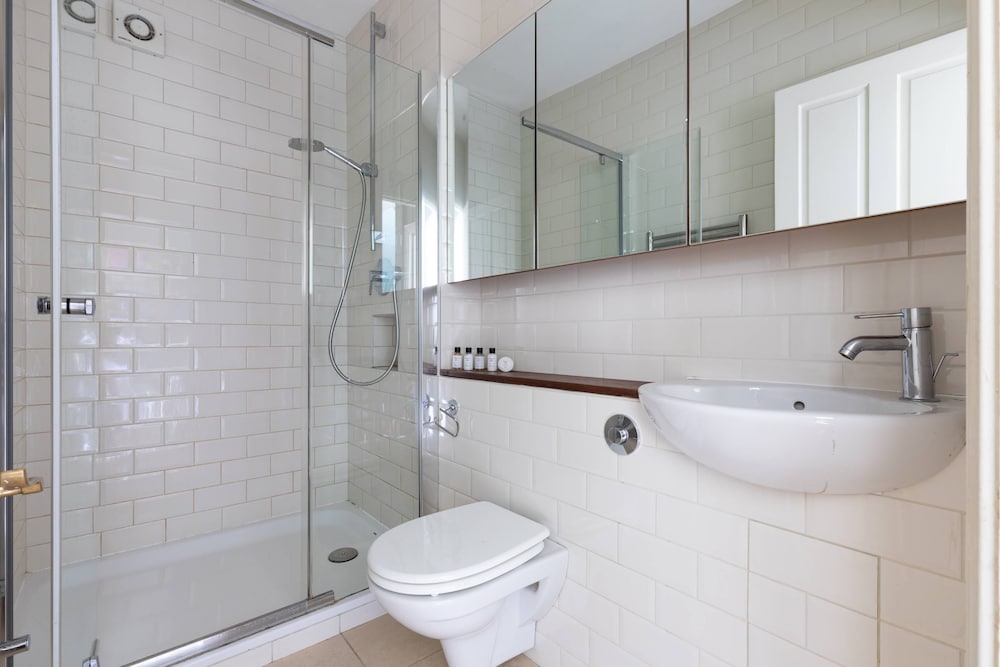 Poplar Grove II by Onefinestay