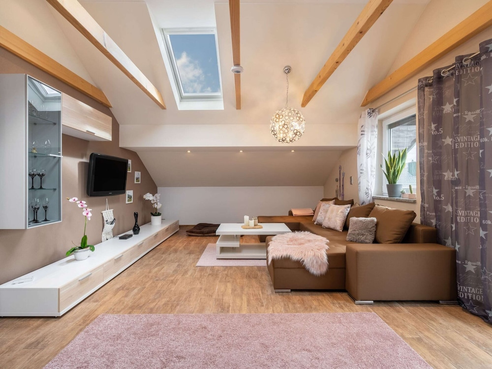 Apartment in Gleissenberg With Garden & BBQ