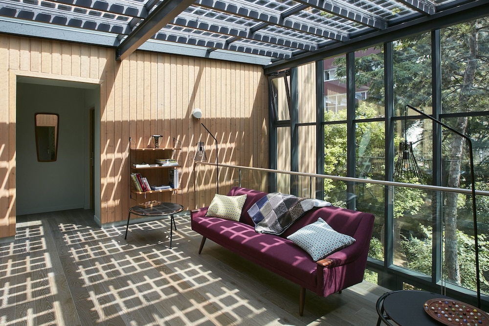Eden Lodge Paris