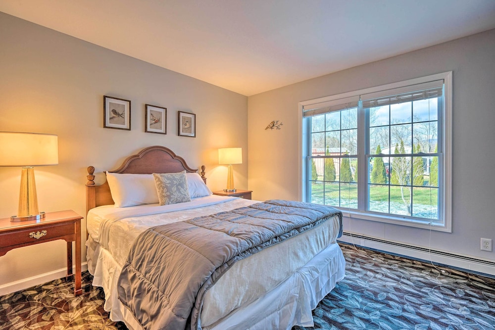 Spacious Home Near Bromley Mountain Ski Resort! view 3