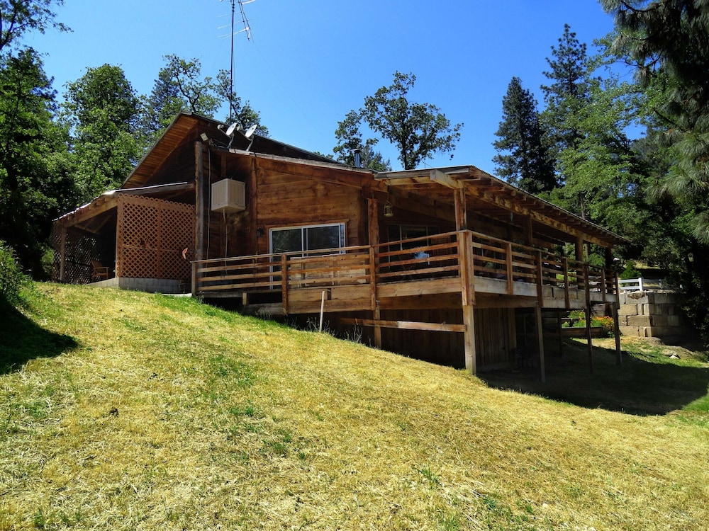 Evergreen Haus