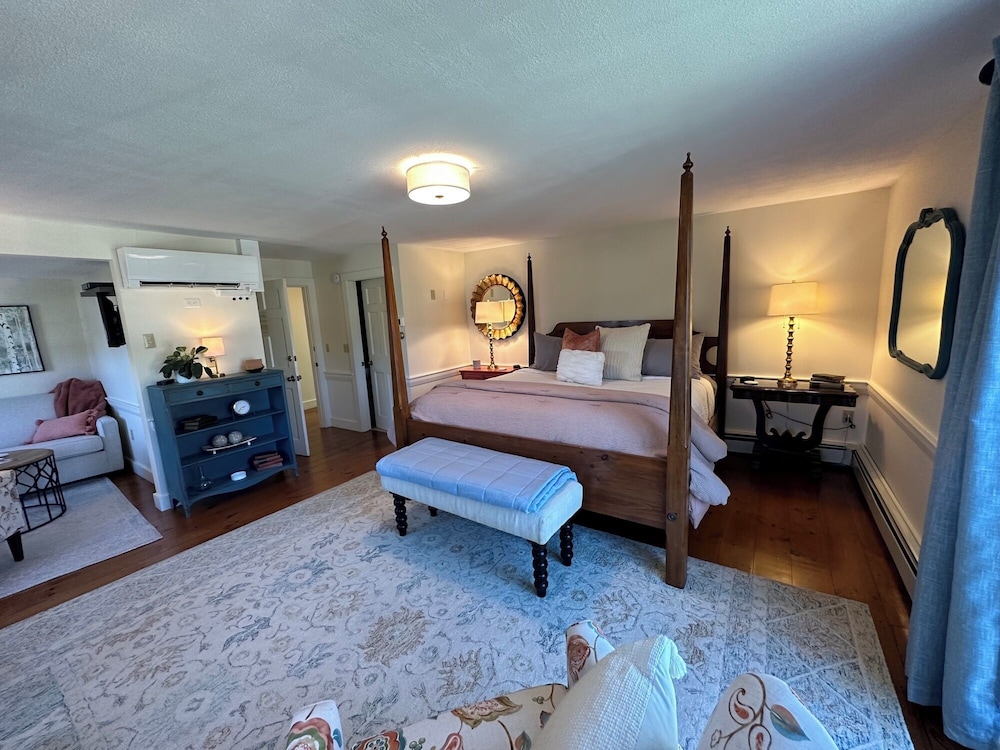 Inn at Perkins Cove