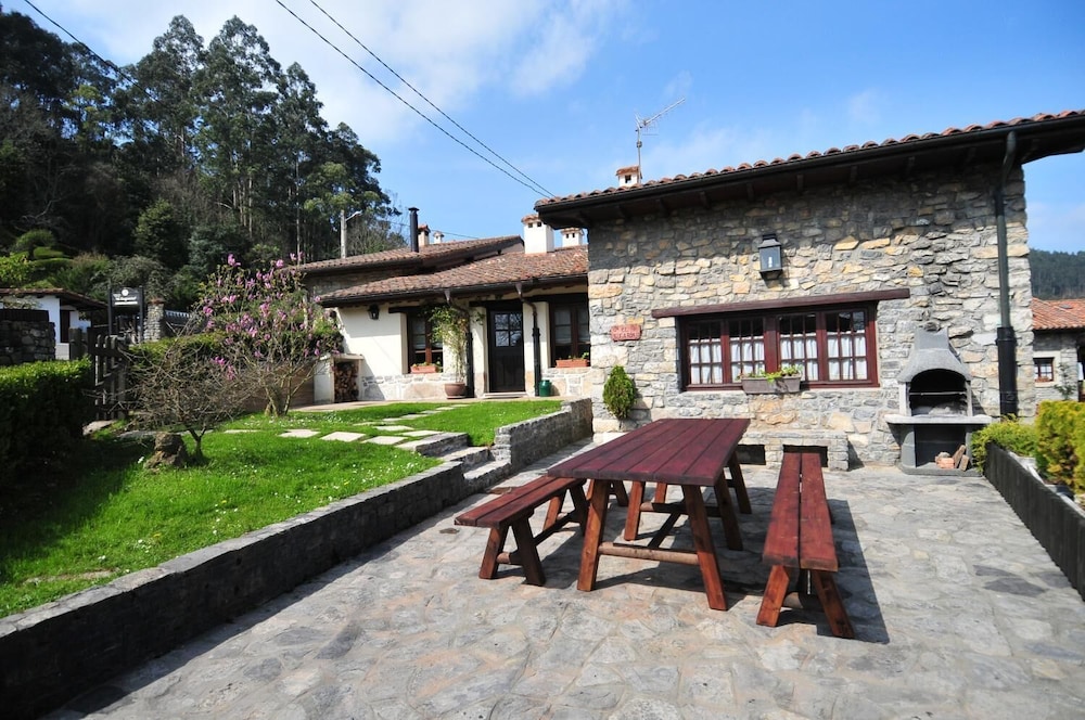 Casa Rural Llugarón II