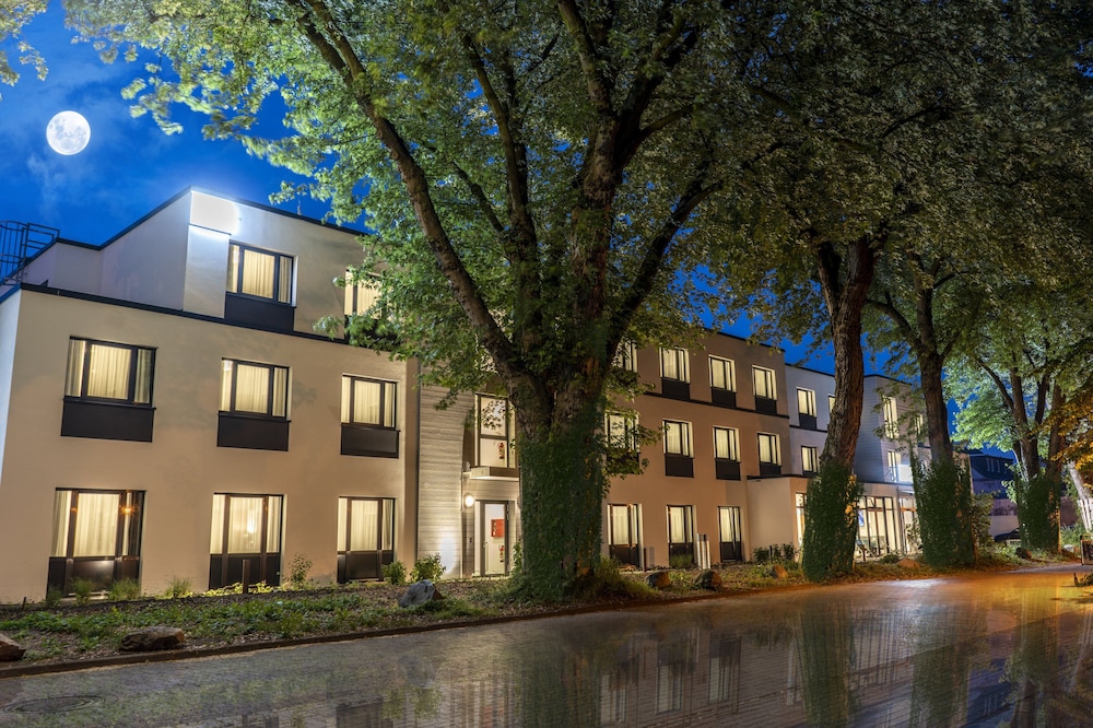 Signature Hotel Skarv - Property Image 26