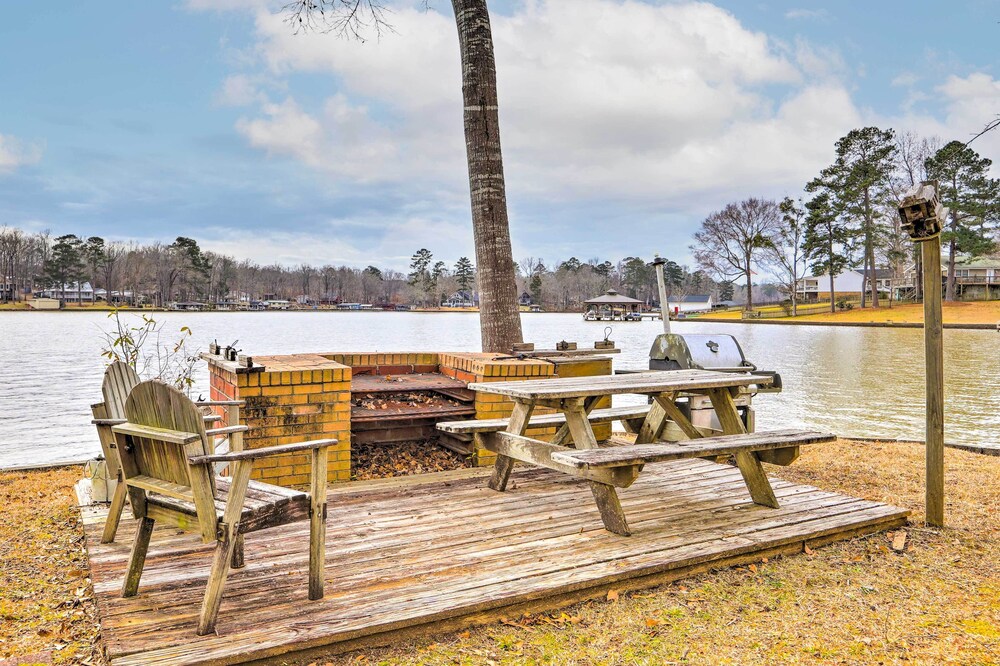 Lakefront Retreat With Private Docks  Gazebo! - Property Image 5