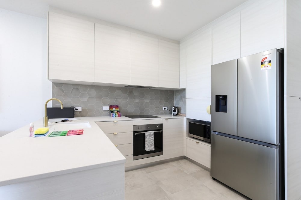 Elegant 2-bed Apartment With Stunning Views