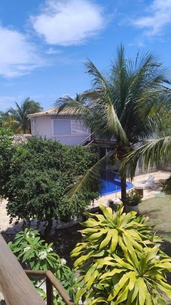 Jolly Praia de Tucuns e Hospedagem