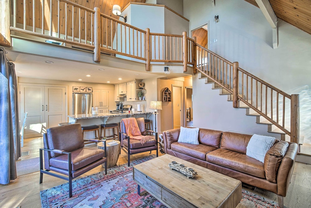 Hesperia Vacations - Lake Arrowhead Cabin w/ Balcony, Near Trails - Property Image 1