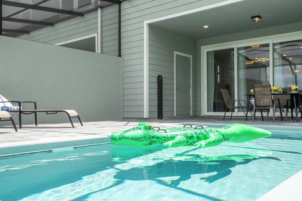 Magical 5BR w Pool Minutes From Disney 16140