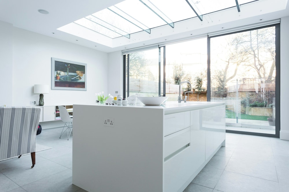 Poplar Grove by Onefinestay