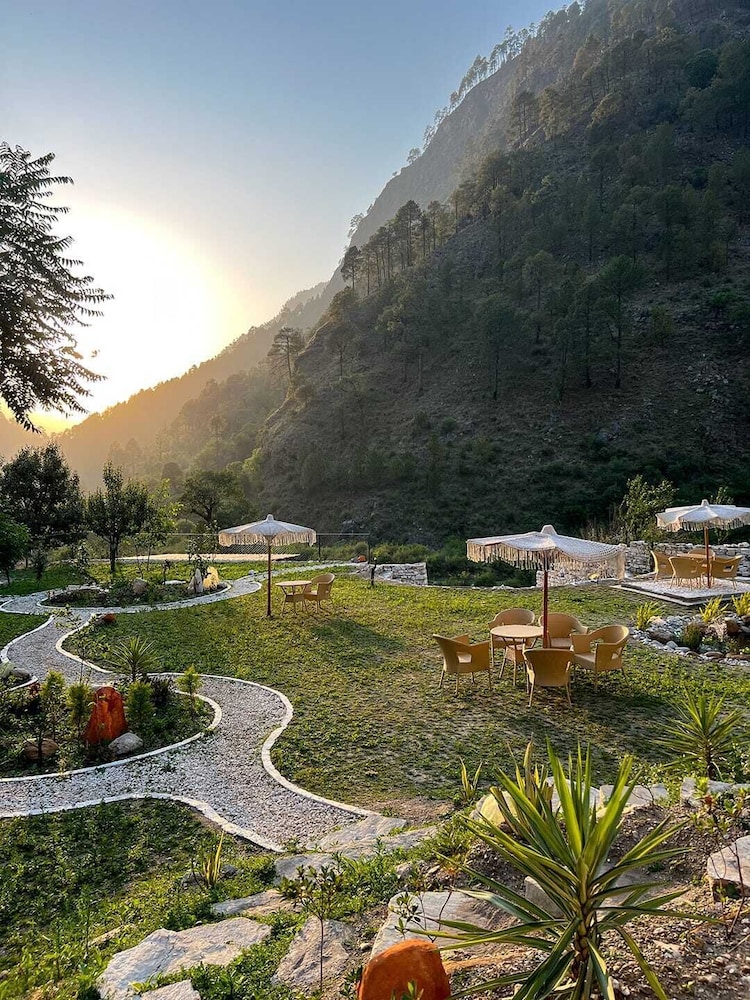Mashru Riverside Estate