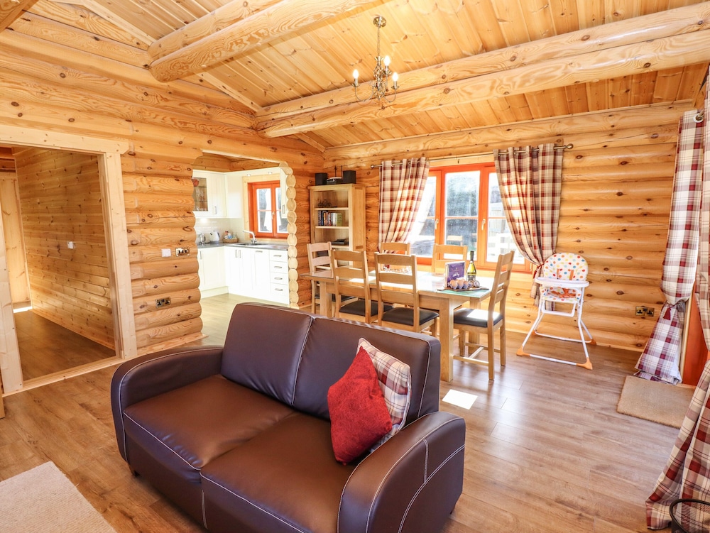 Rowan Lodge