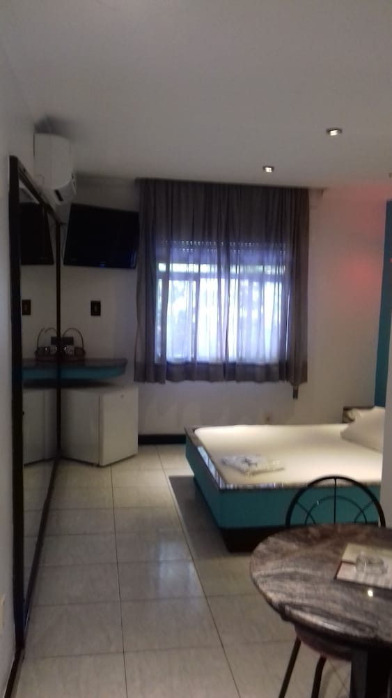 Motel dos Arcos